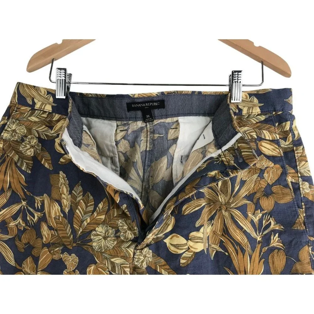 Banana Republic Chino Shorts Mens 35 Hawaiian Floral Cotton Flat Front Vacation‎